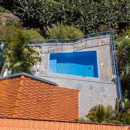 Guestready - Majestic Retreat In Madeira 게스트하우스 *