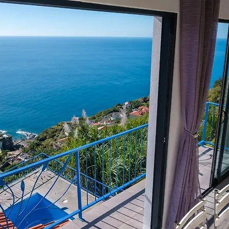 Дом отдыха Guestready - A Marvellous Stay In Calheta Кальета